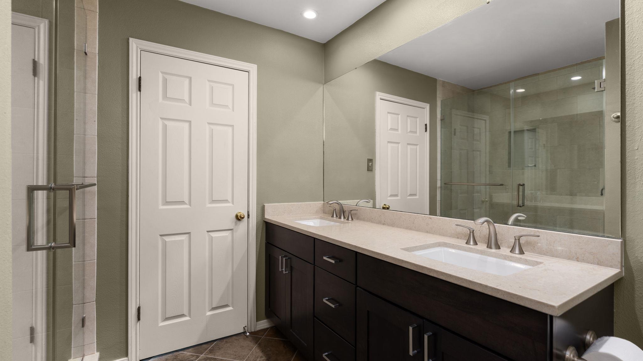 6305 THIRLMARE Ct, Austin, TX 78754