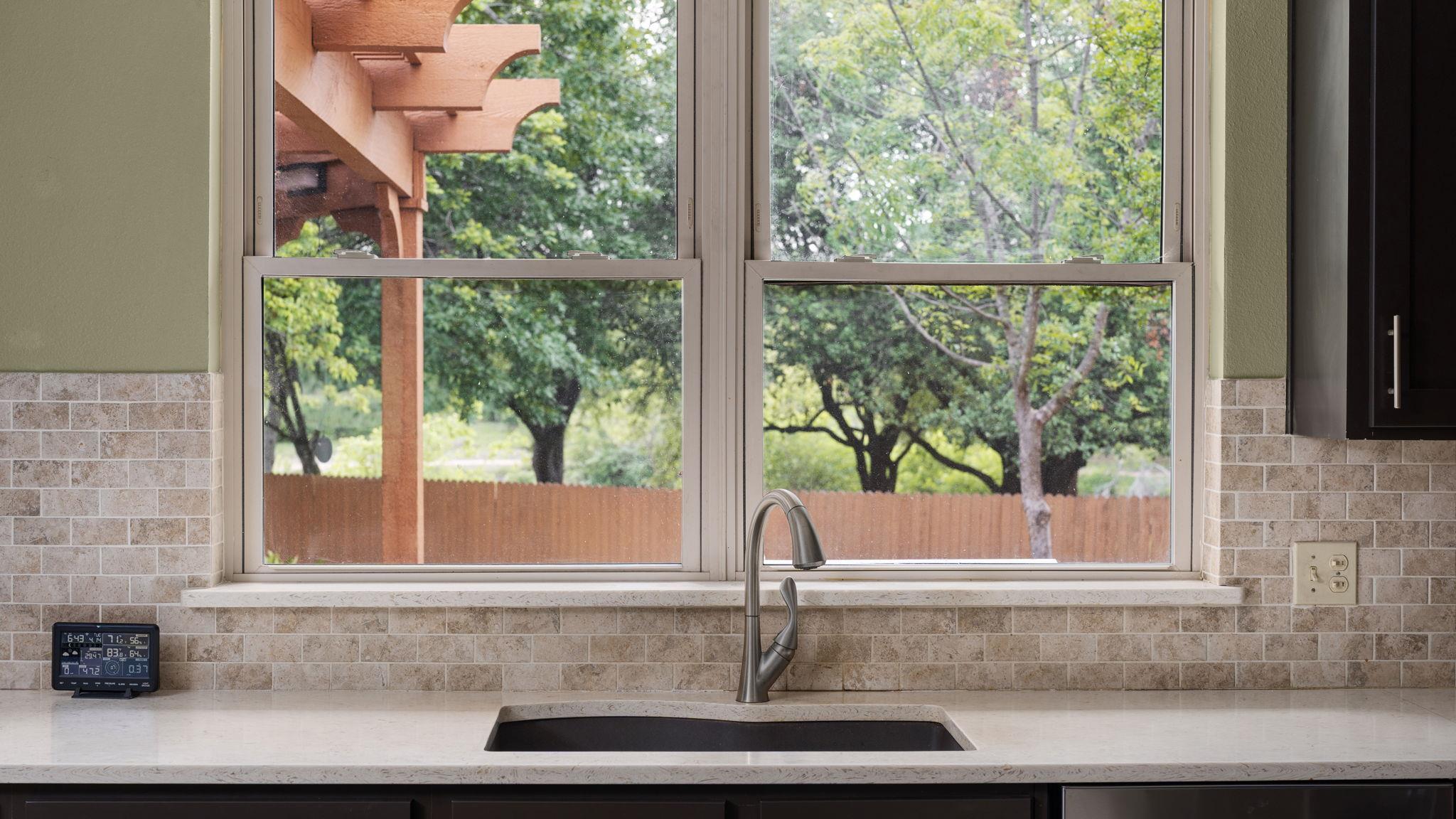 6305 THIRLMARE Ct, Austin, TX 78754