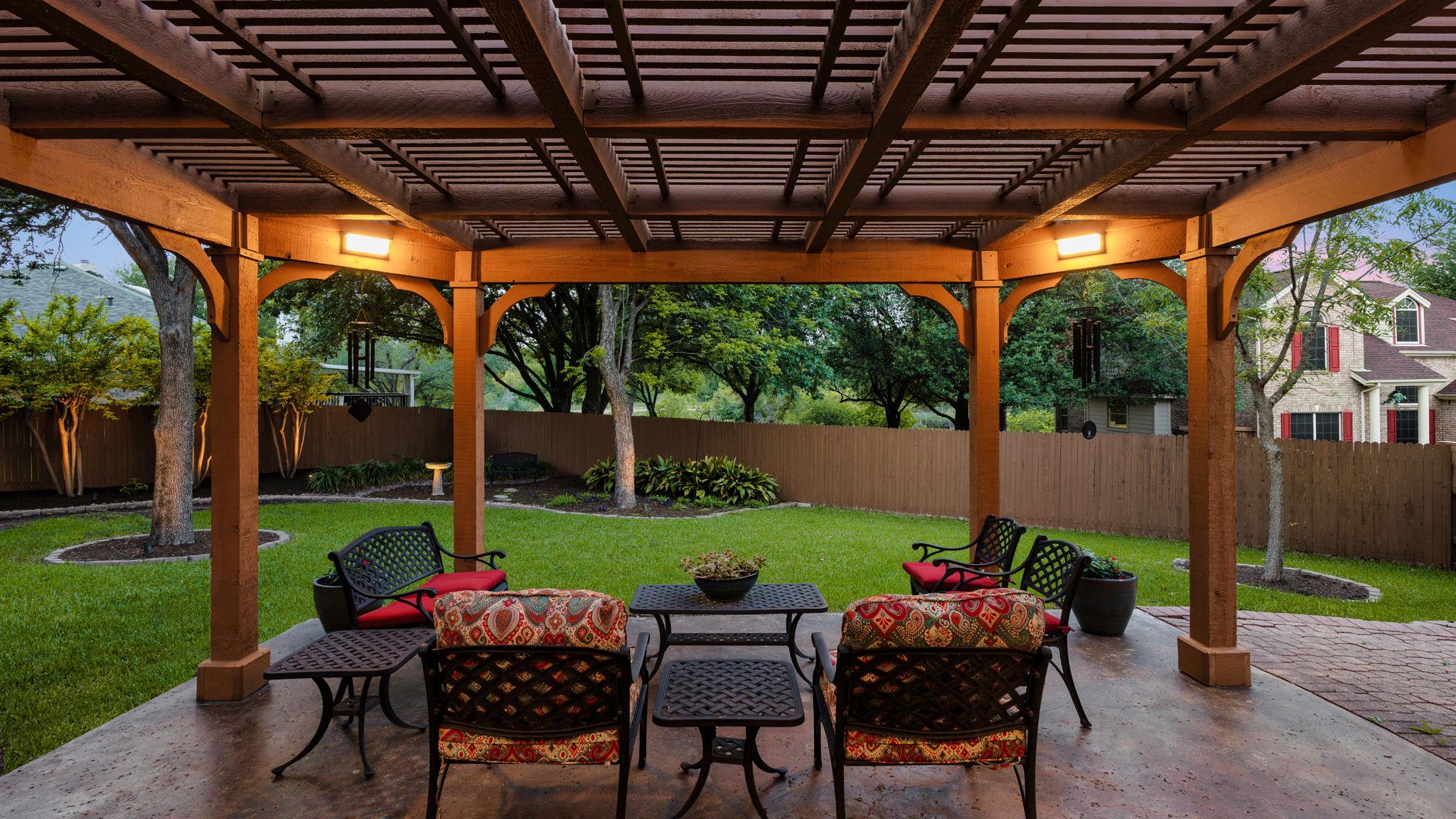 6305 THIRLMARE Ct, Austin, TX 78754