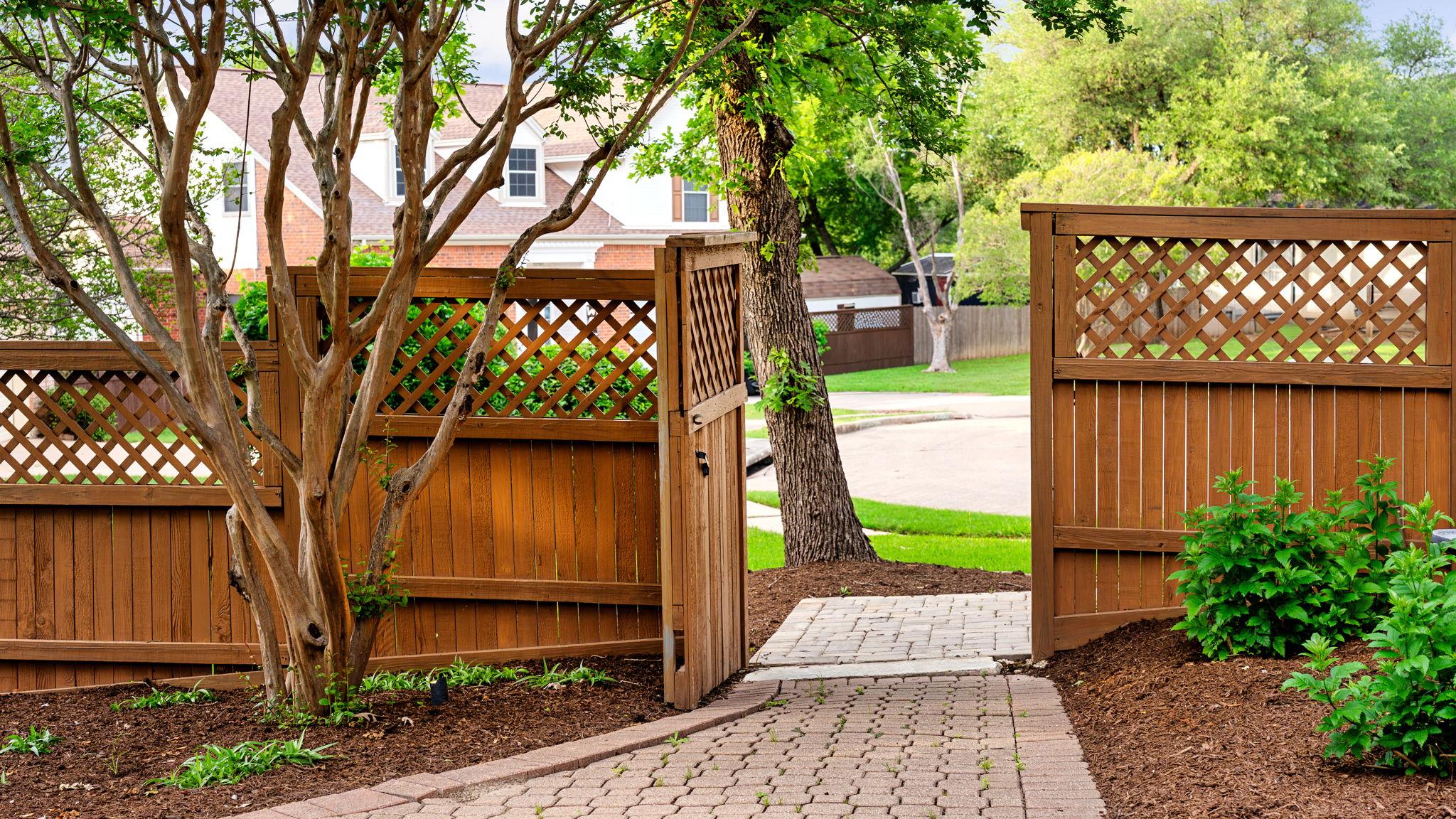 6305 THIRLMARE Ct, Austin, TX 78754