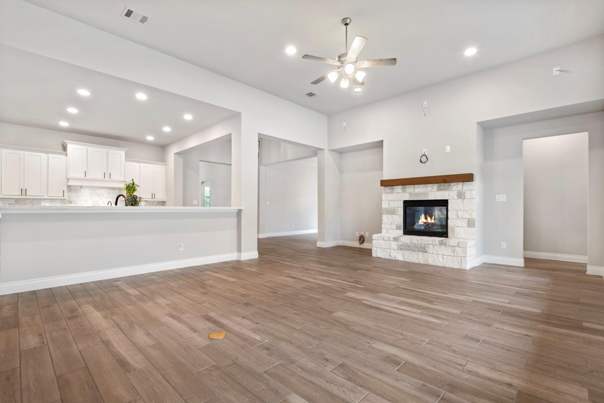 104 CATANI Loop, Georgetown, TX 78628