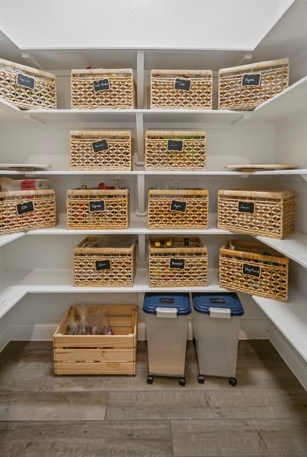 104 CATANI Loop, Georgetown, TX 78628