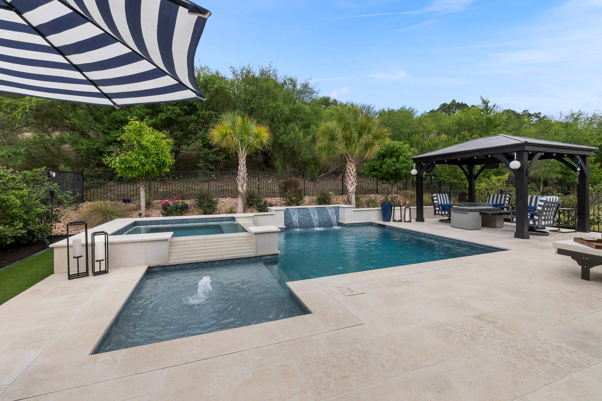 307 Maxwell Way # 20, Lakeway, TX 78738