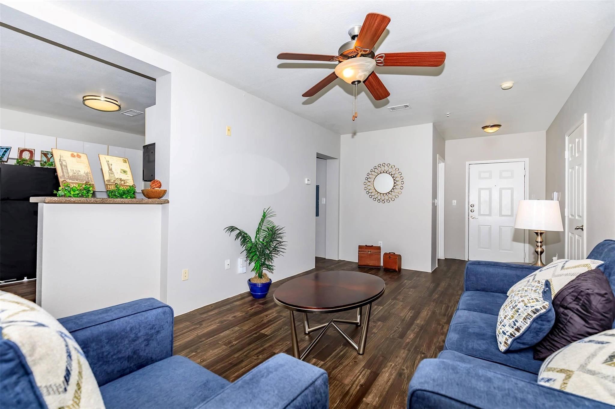 7120/7011 Village Way # 923, Houston, TX 77087