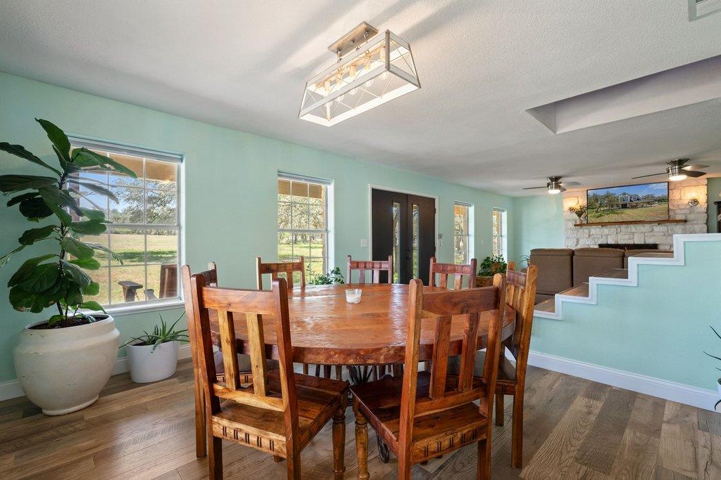 8139 Ozark Dr, San Marcos, TX 78666