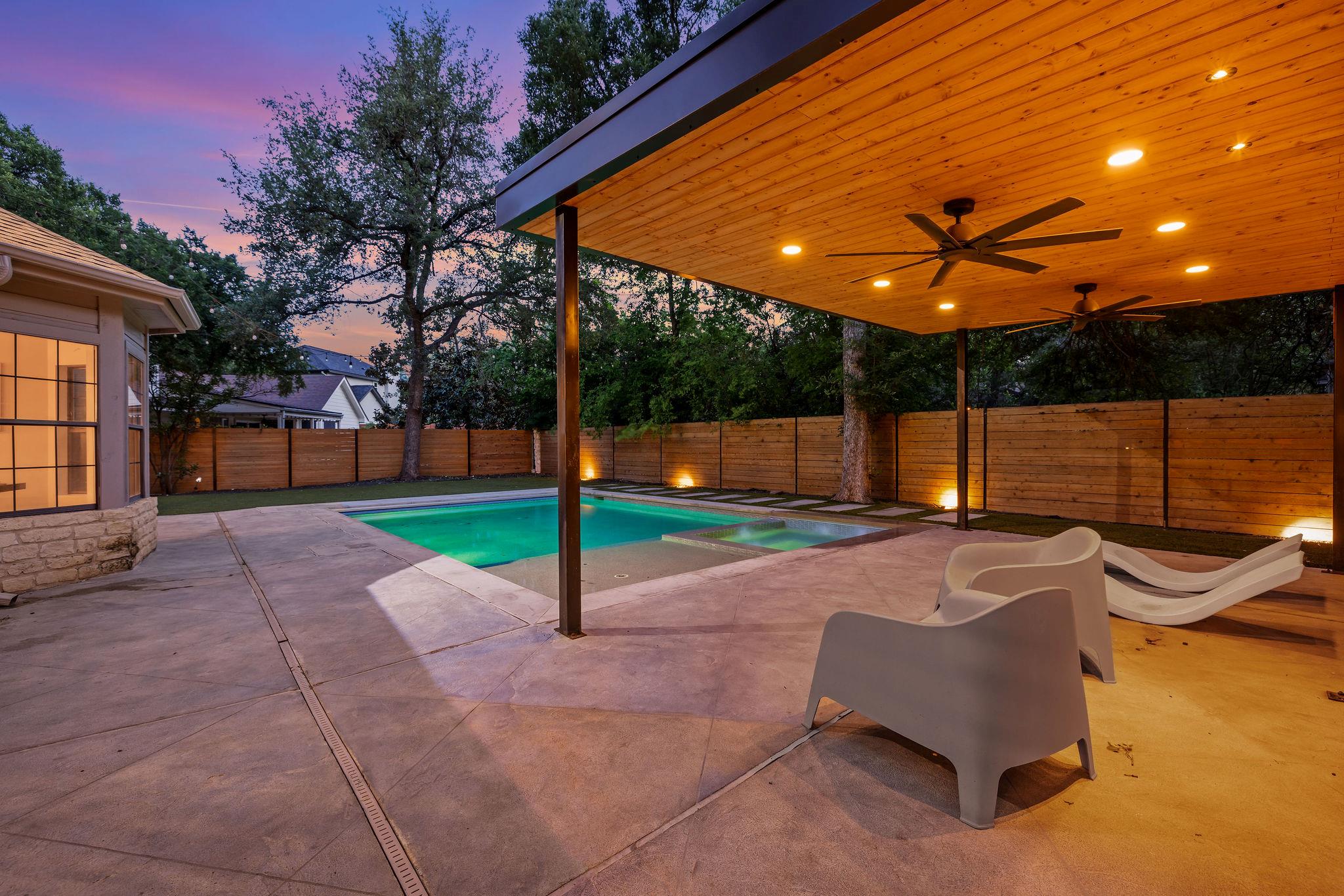 112 Tellus St, Lakeway, TX 78734