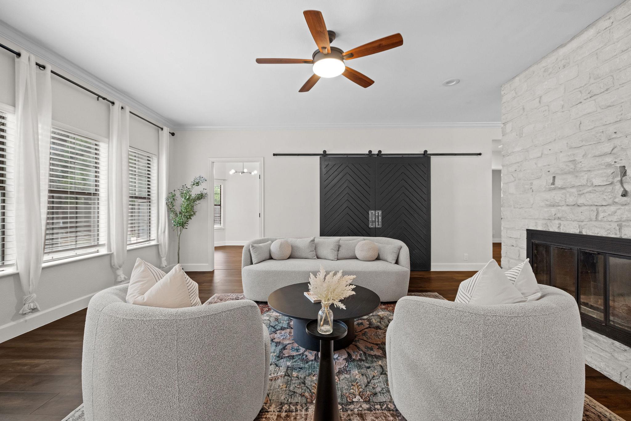 112 Tellus St, Lakeway, TX 78734