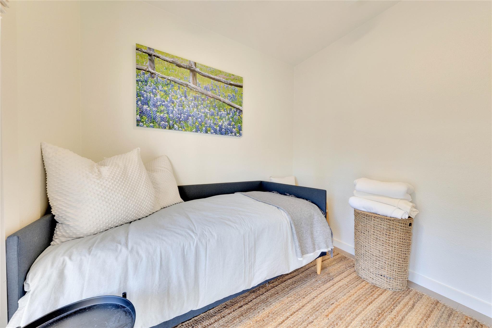 2216 San Gabriel St # 204, Austin, TX 78705