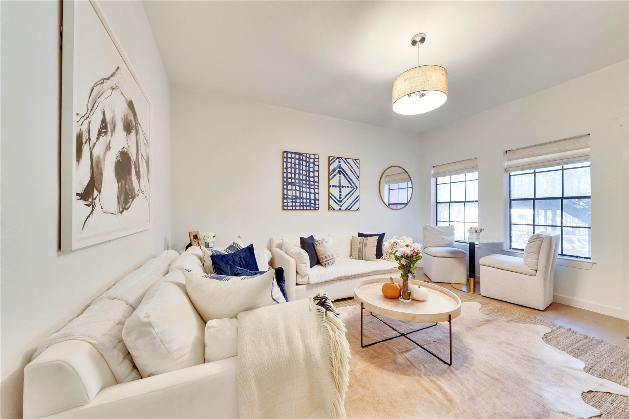 2216 San Gabriel St # 204, Austin, TX 78705