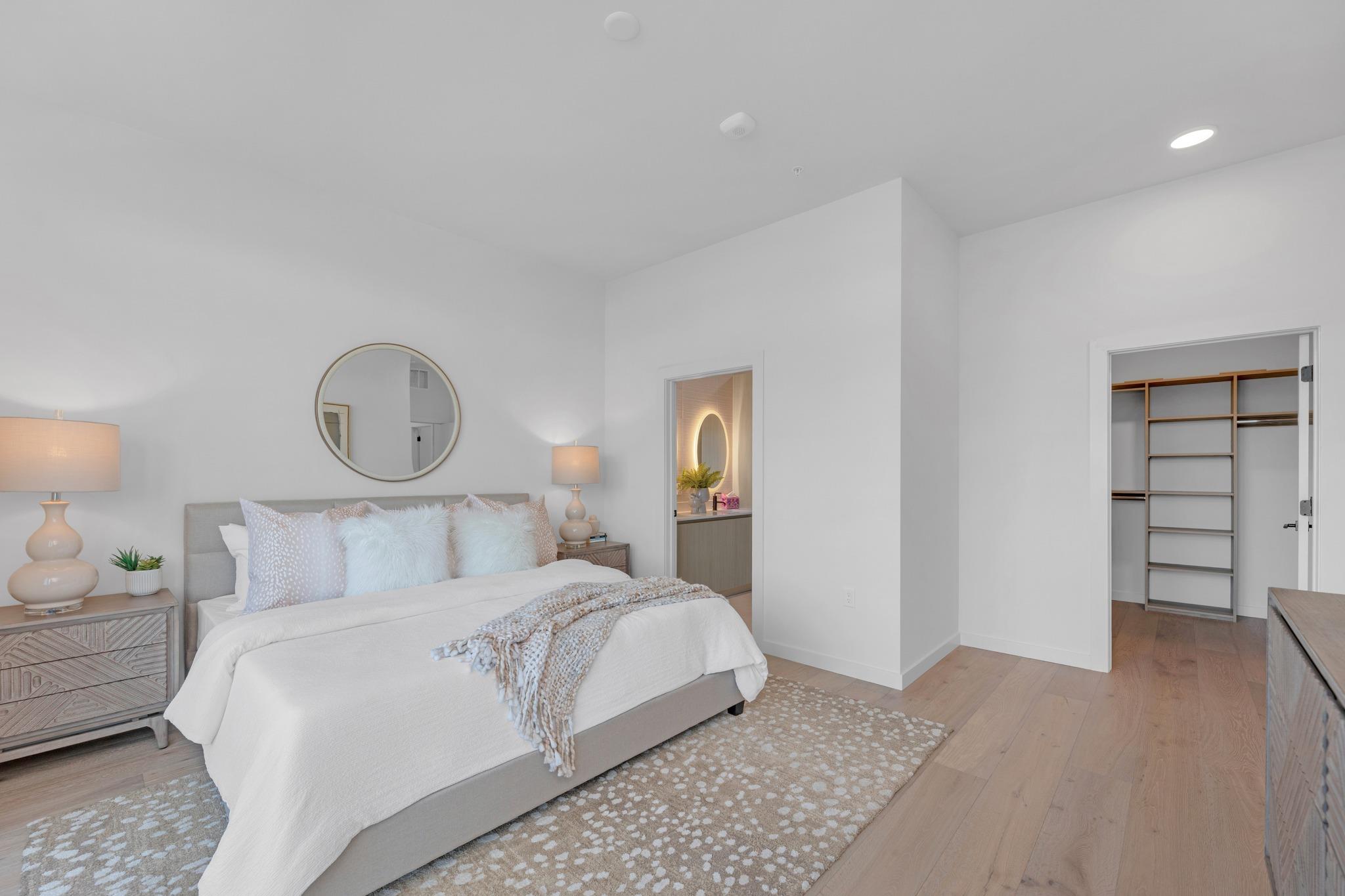 2209 S 1st St # 403, Austin, TX 78704