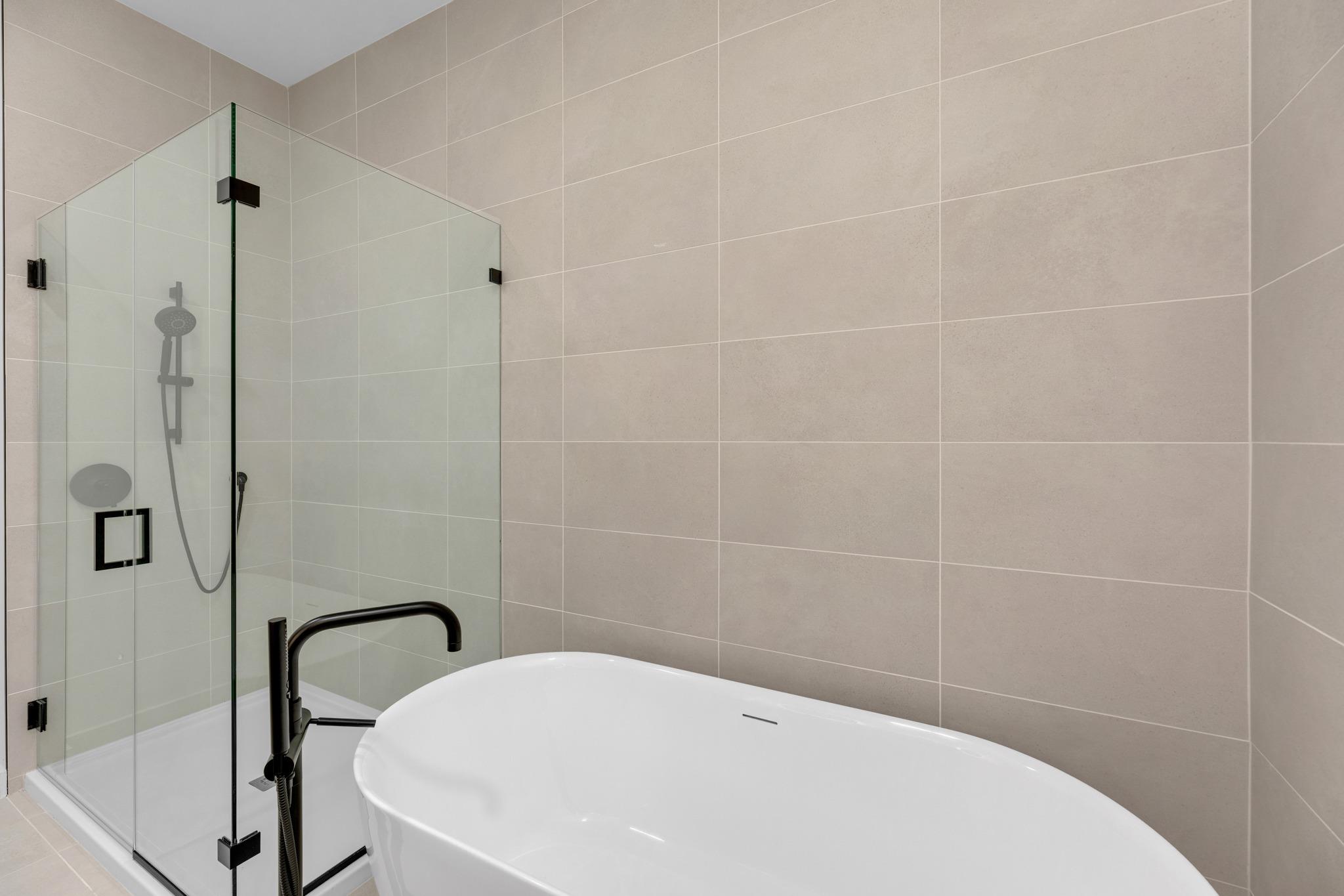 2209 S 1st St # 403, Austin, TX 78704