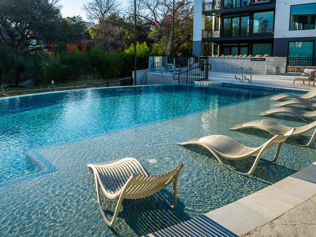 2209 S 1st St # 403, Austin, TX 78704