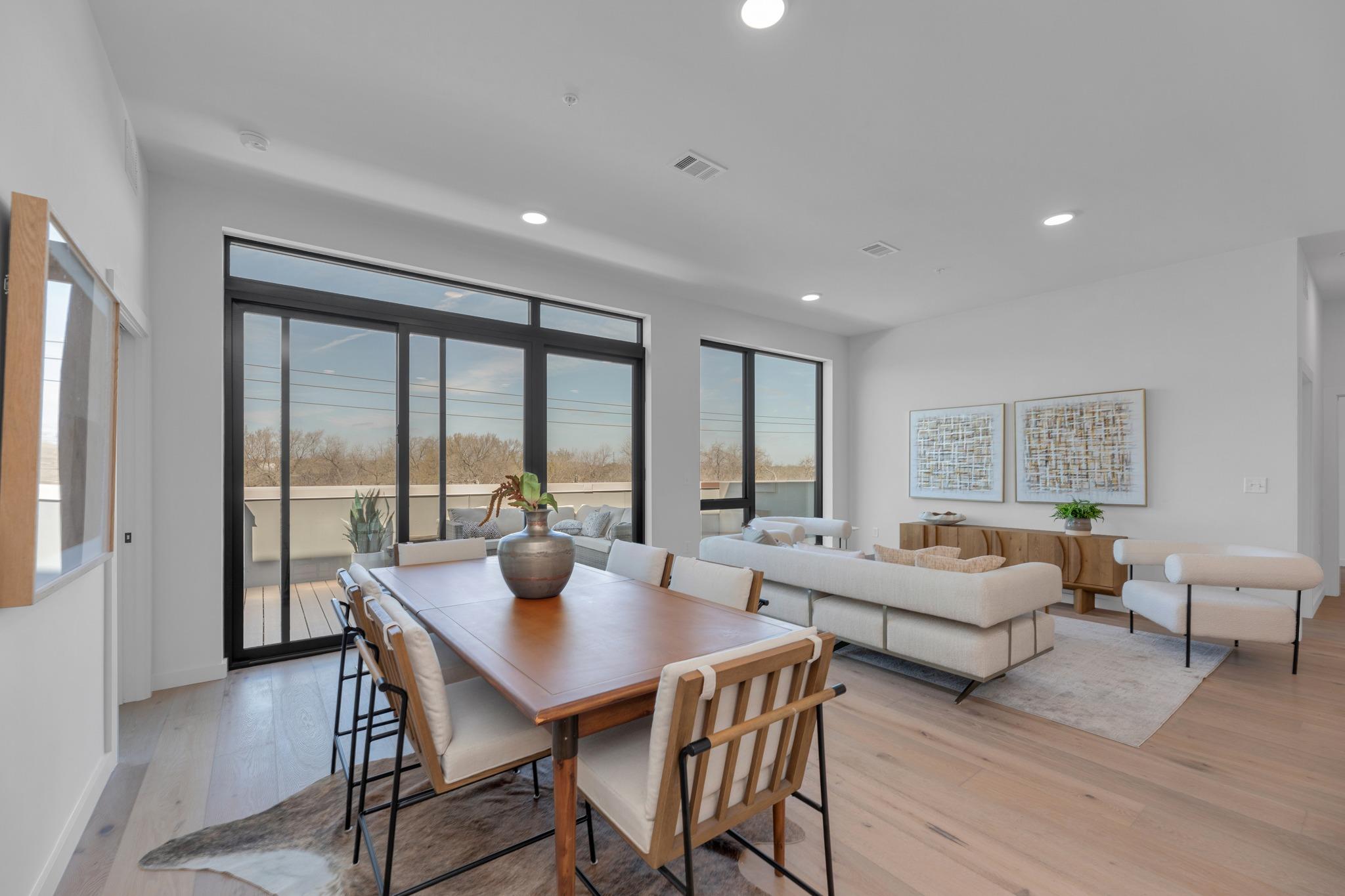 2209 S 1st St # 403, Austin, TX 78704