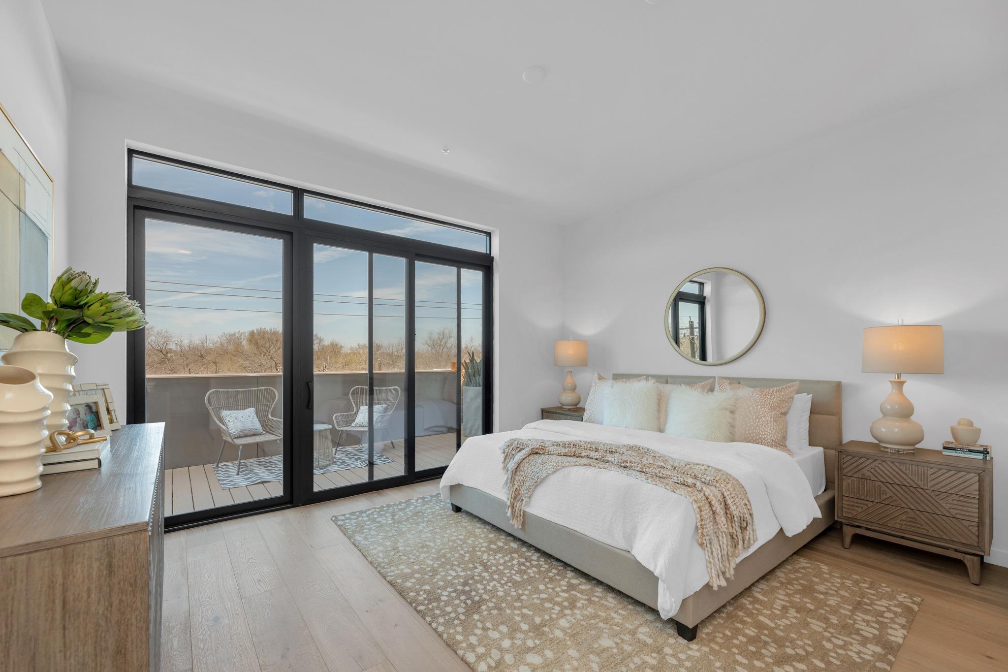 2209 S 1st St # 403, Austin, TX 78704