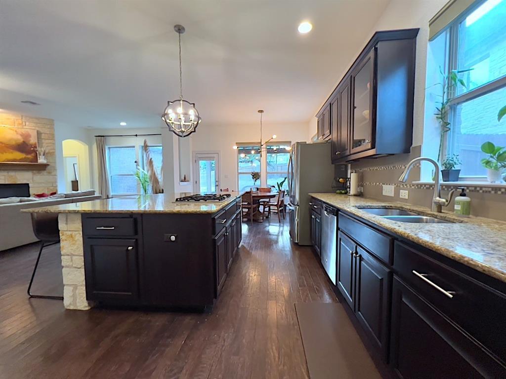 300 Grafton Ln, Austin, TX 78737
