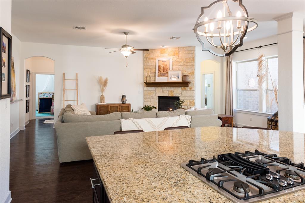 300 Grafton Ln, Austin, TX 78737