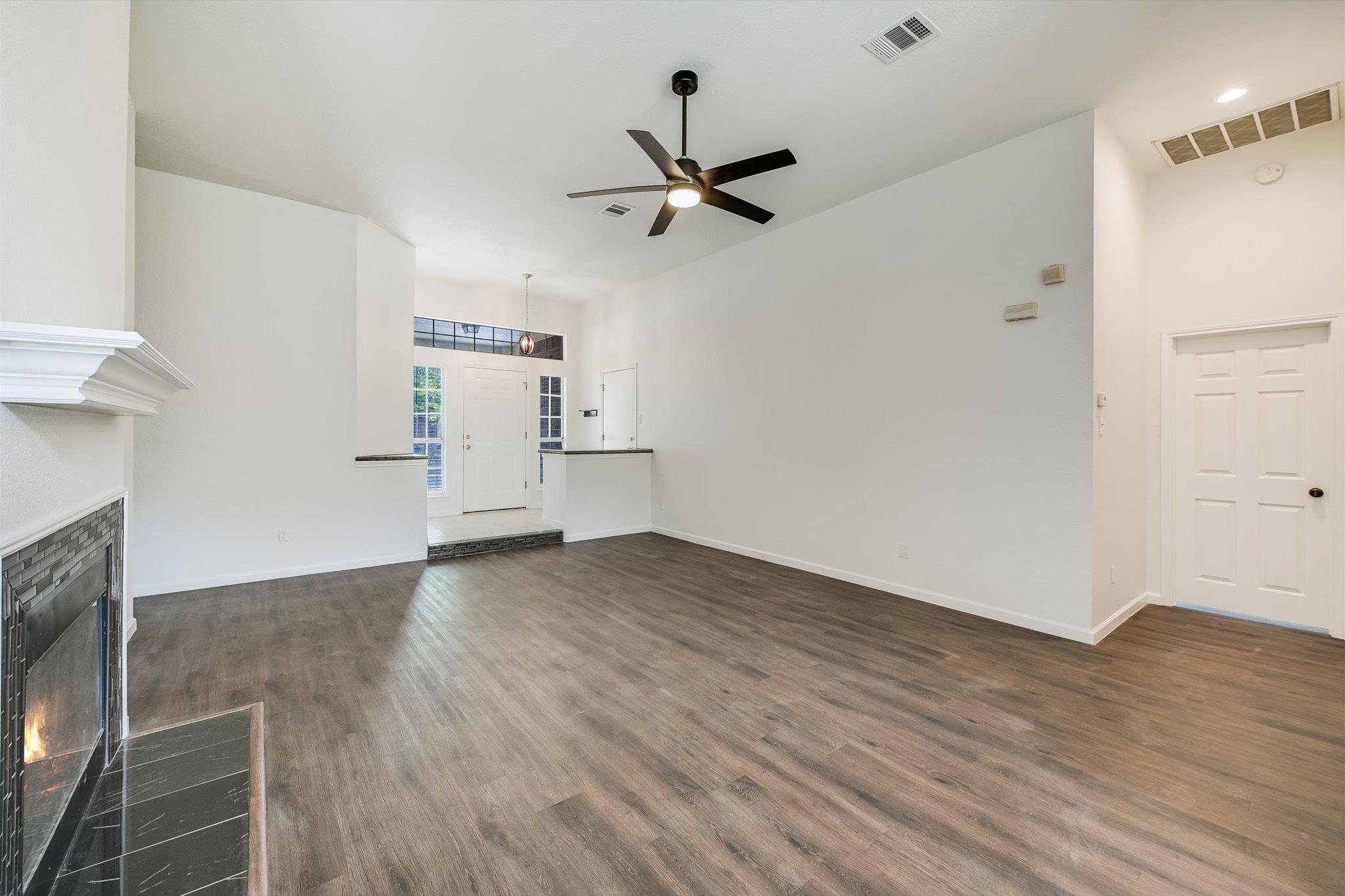 7117 Dagon Dr, Austin, TX 78754