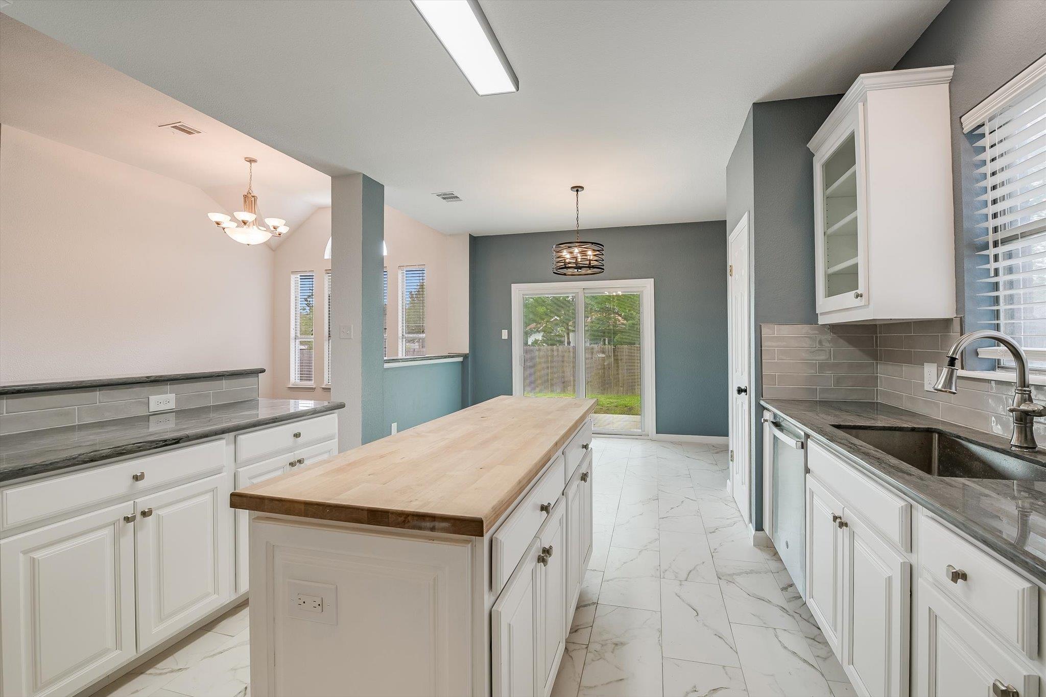 7117 Dagon Dr, Austin, TX 78754