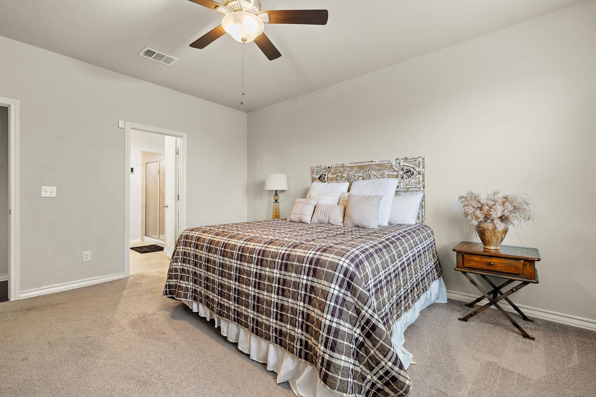 181 Flexus Ln, Liberty Hill, TX 78642