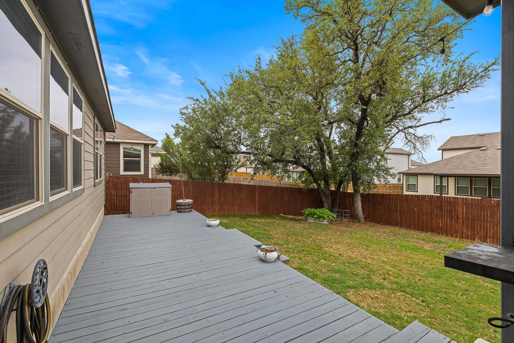 181 Flexus Ln, Liberty Hill, TX 78642