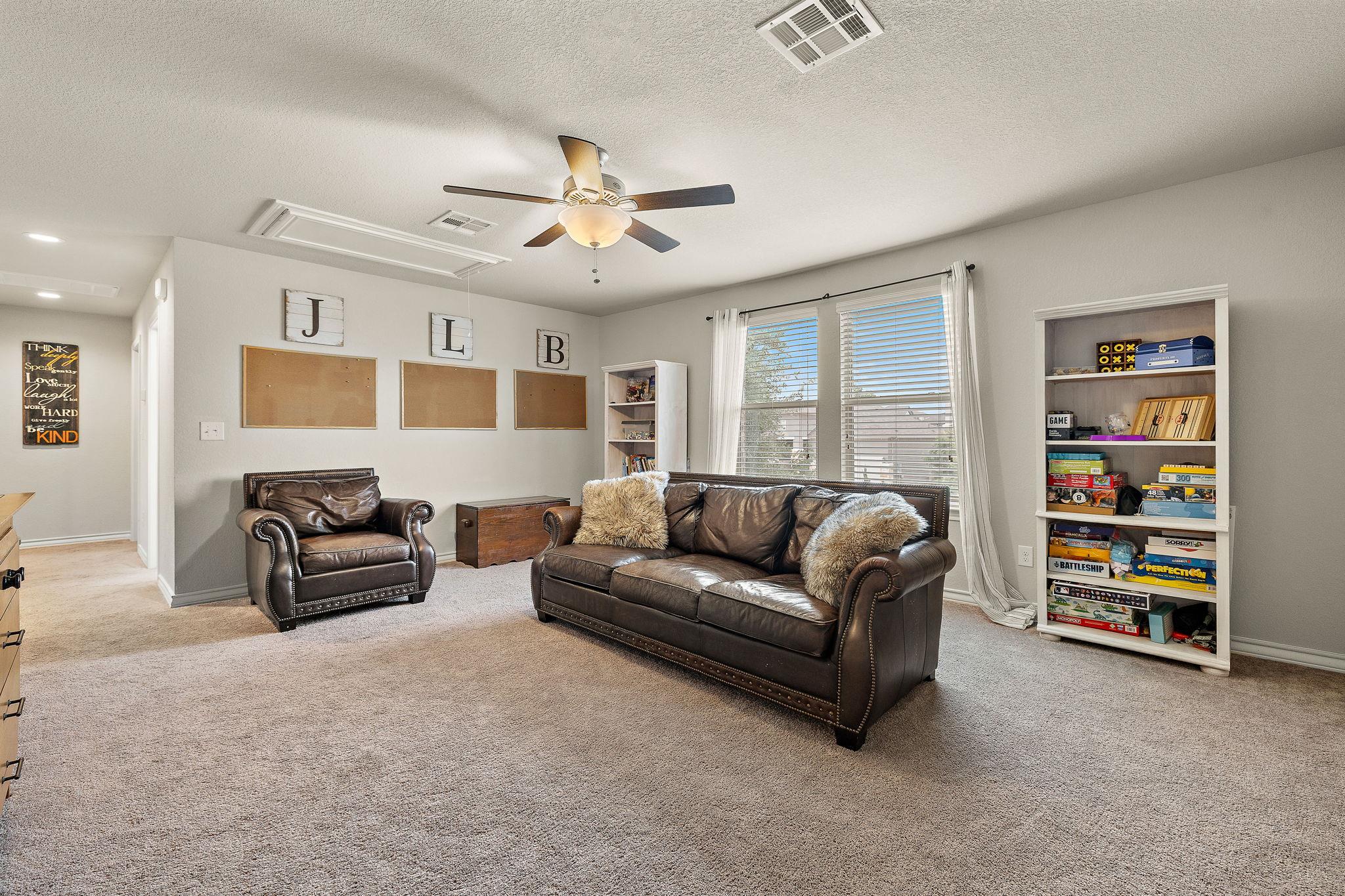 181 Flexus Ln, Liberty Hill, TX 78642