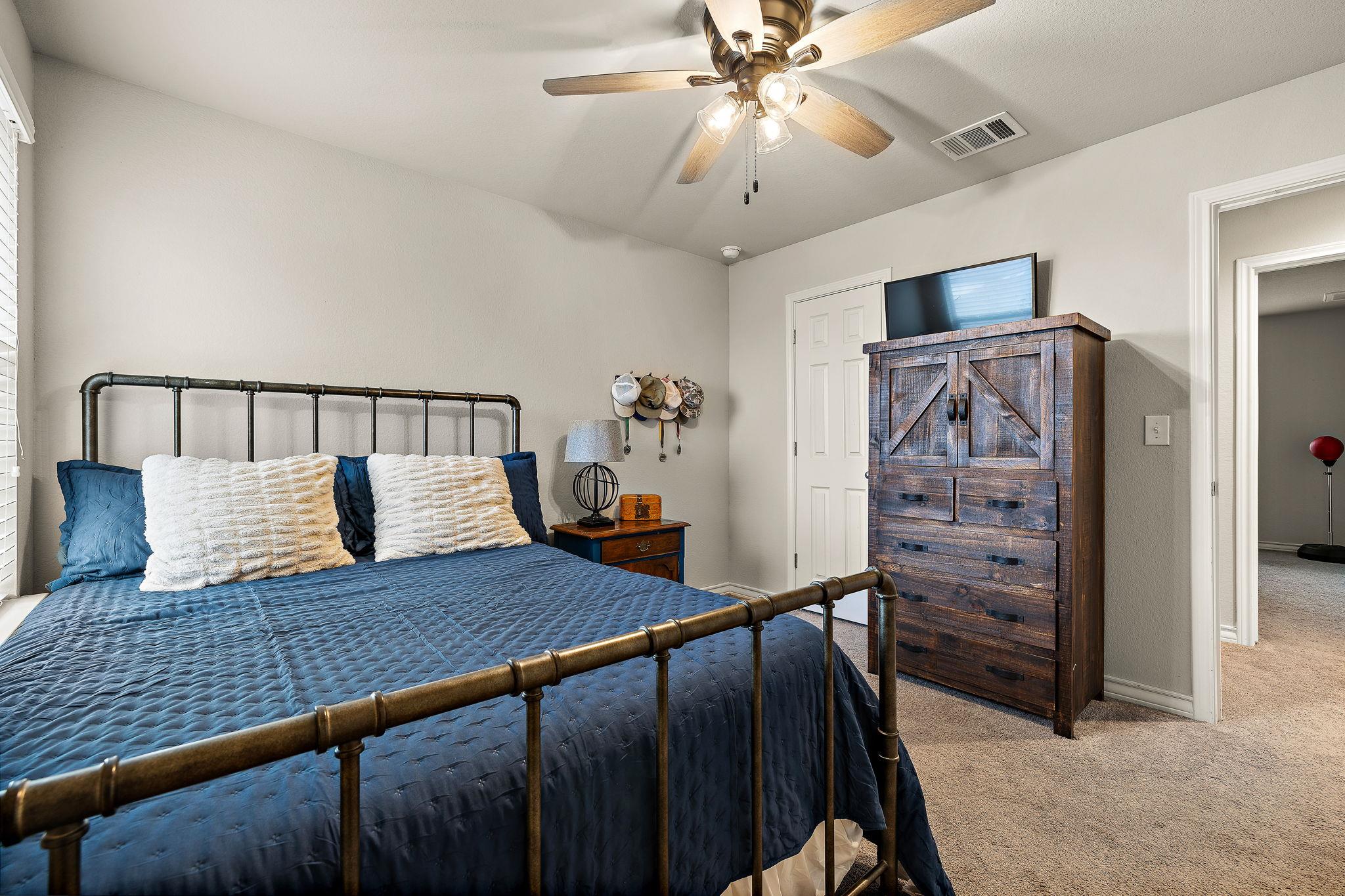 181 Flexus Ln, Liberty Hill, TX 78642