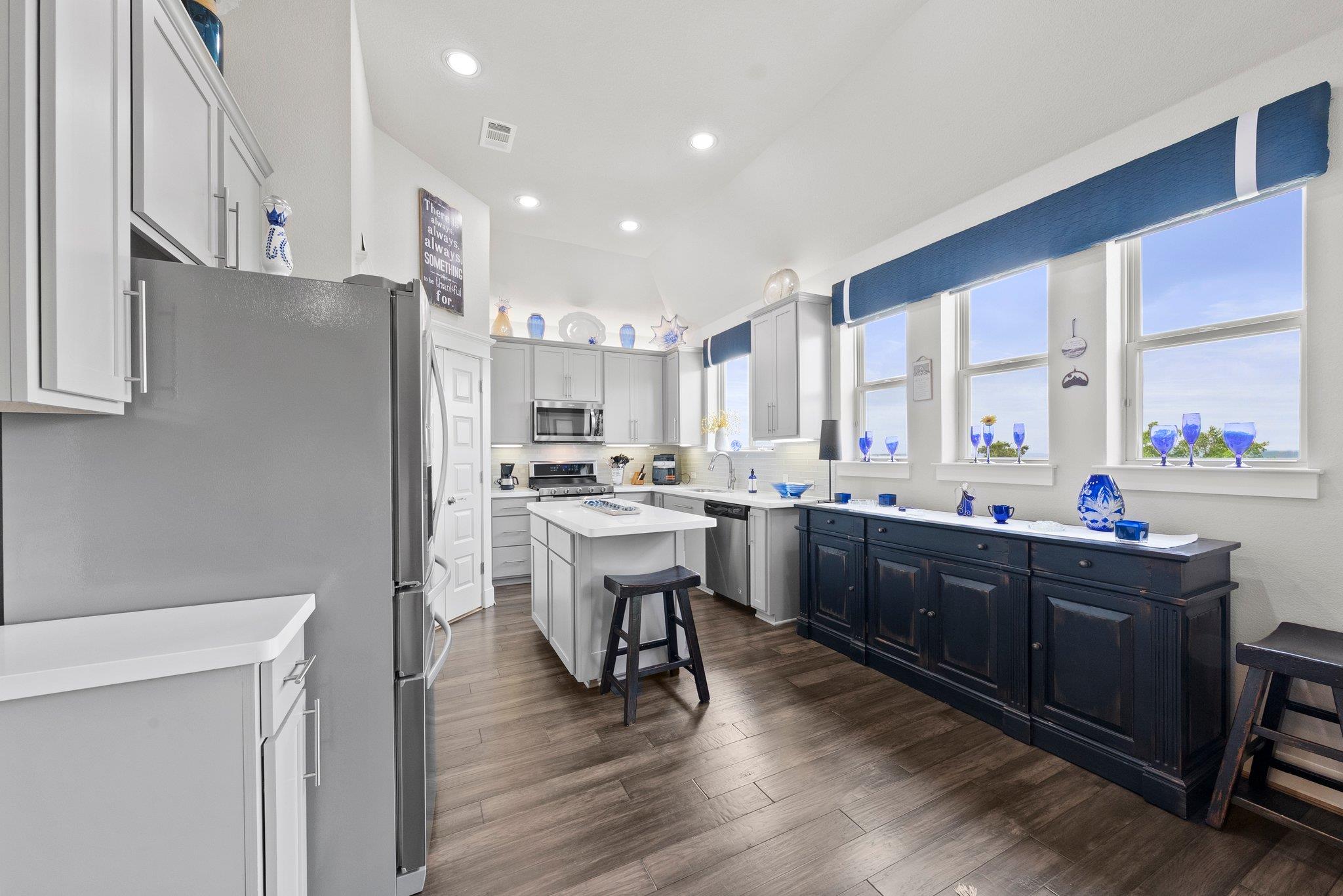 1738 Rowdy Loop # 14, Leander, TX 78641