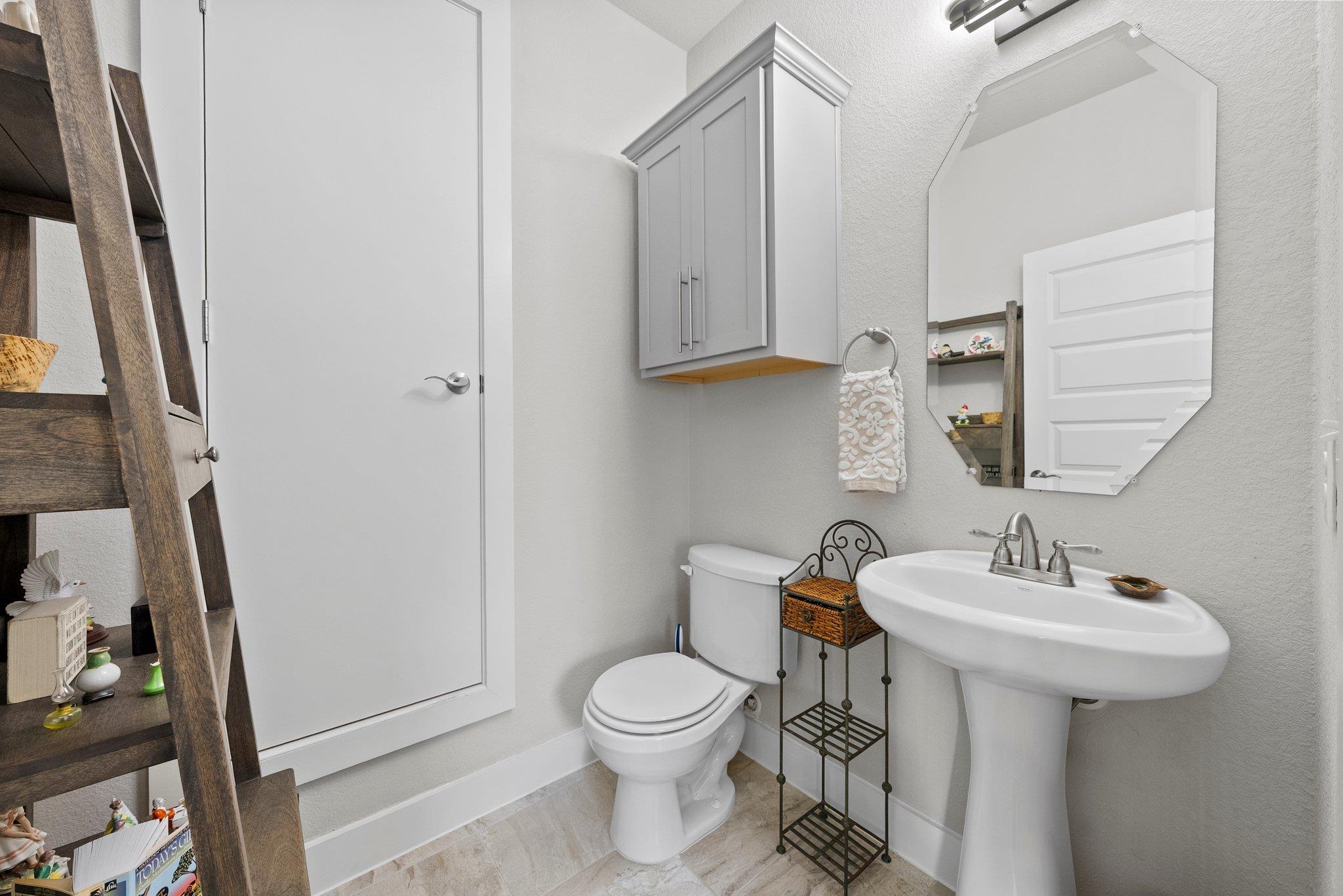 1738 Rowdy Loop # 14, Leander, TX 78641