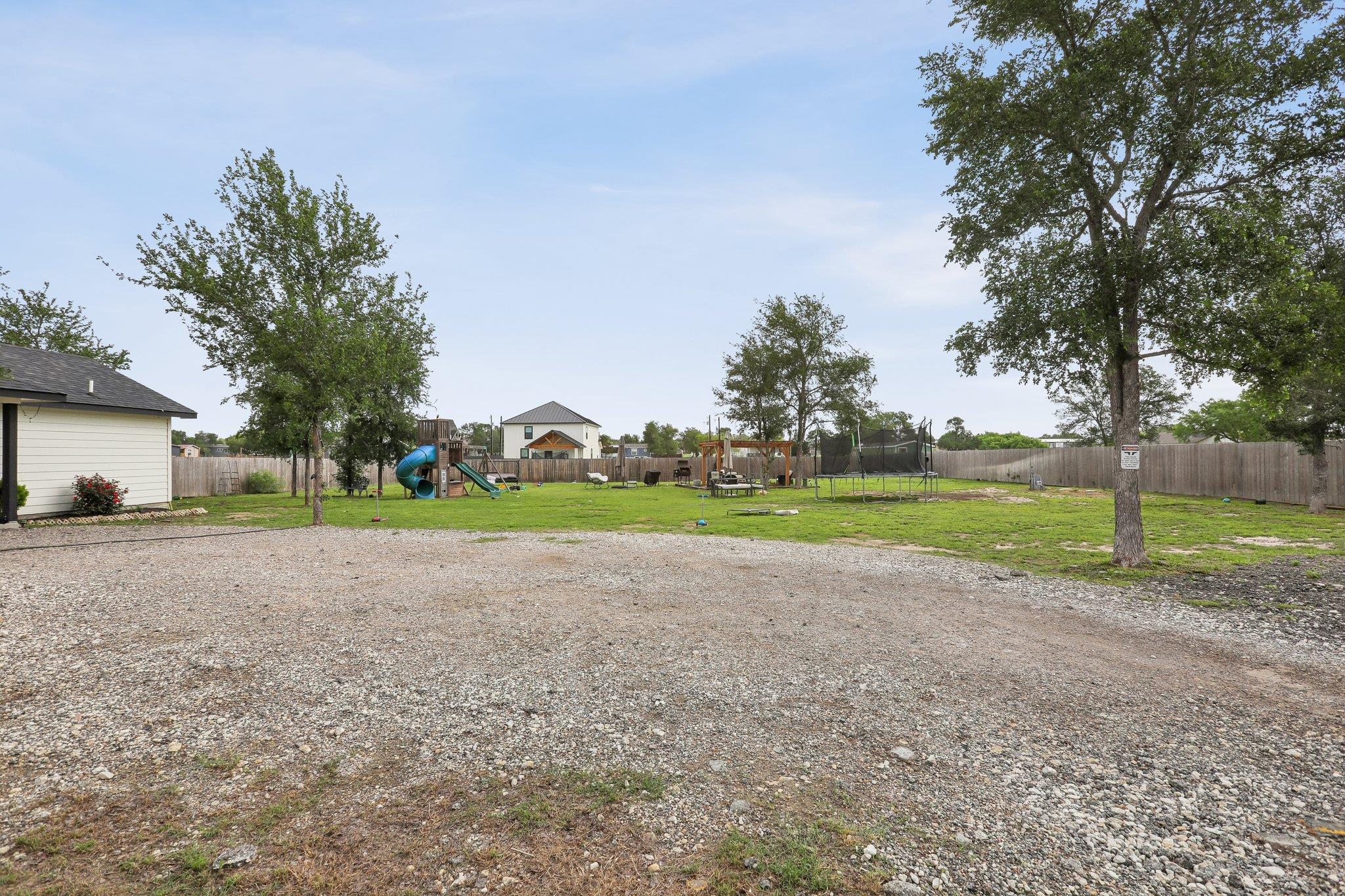 114 Jaguar St, Cedar Creek, TX 78612