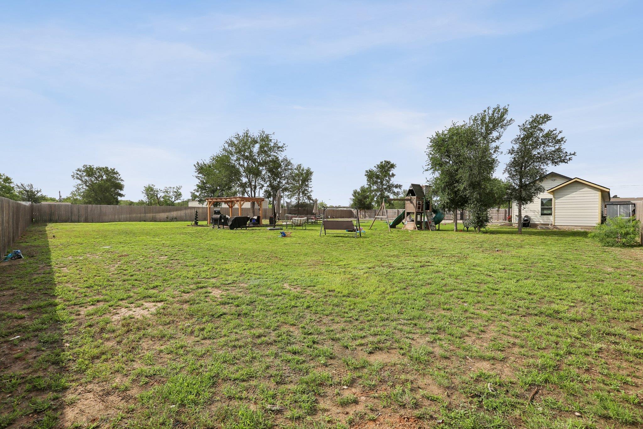 114 Jaguar St, Cedar Creek, TX 78612