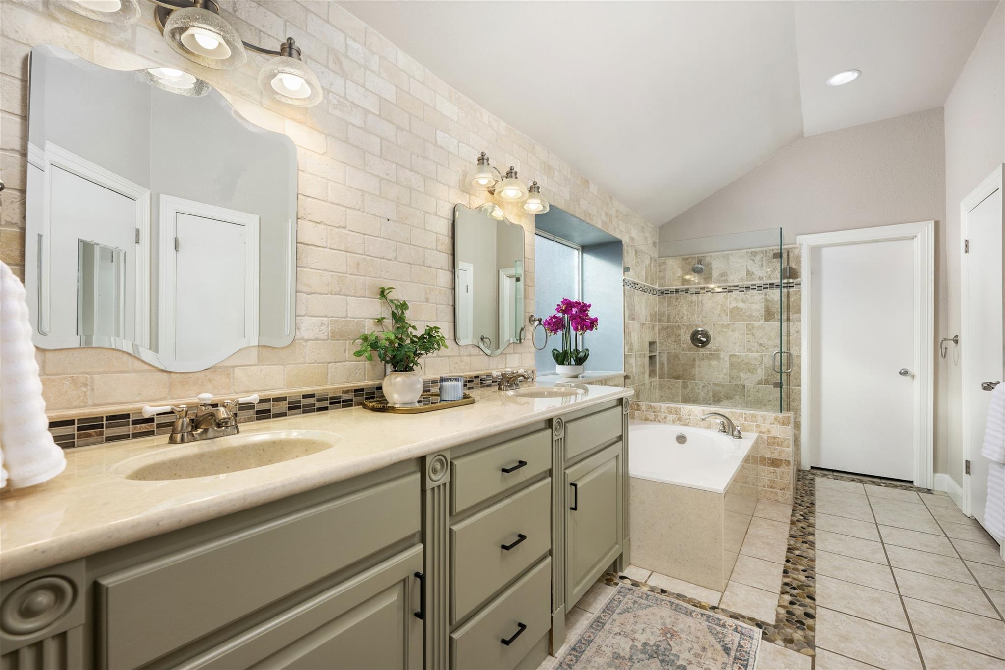 6115 Back Bay Ln, Austin, TX 78739