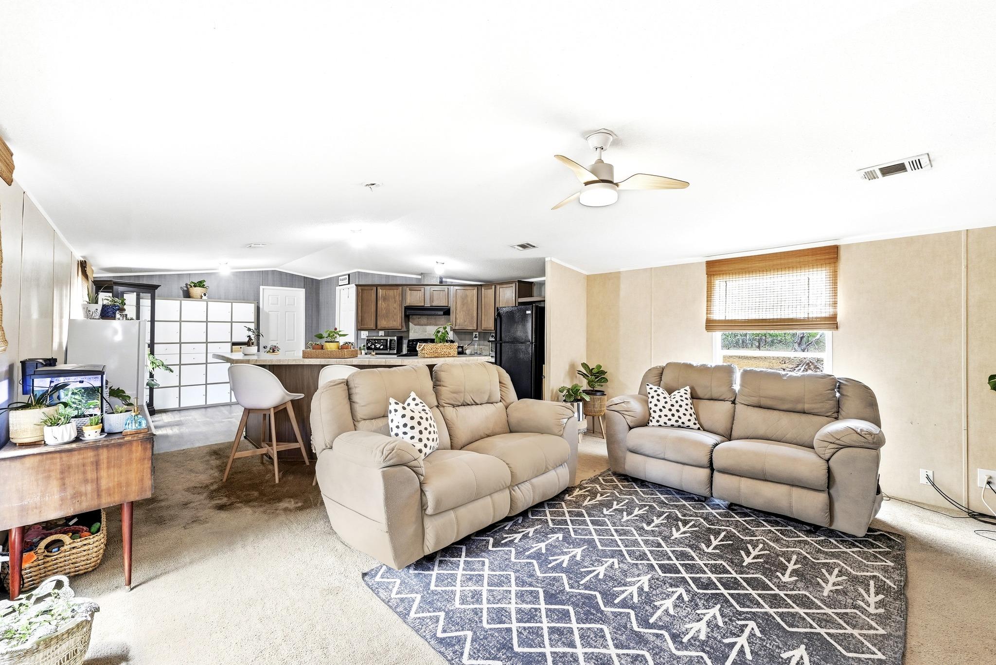 232 Sparrow Trl, Dale, TX 78616