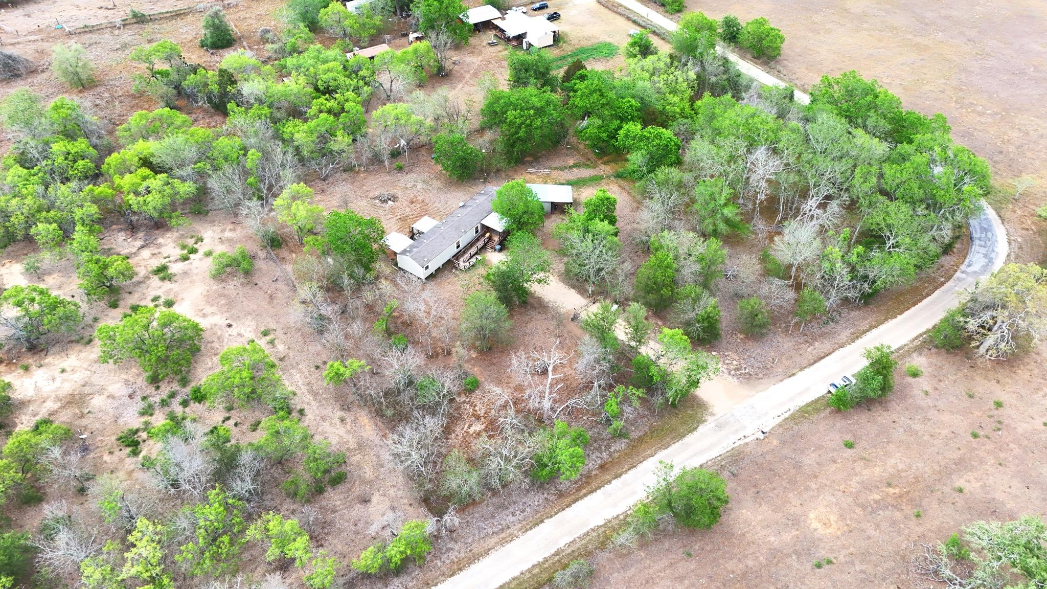 232 Sparrow Trl, Dale, TX 78616