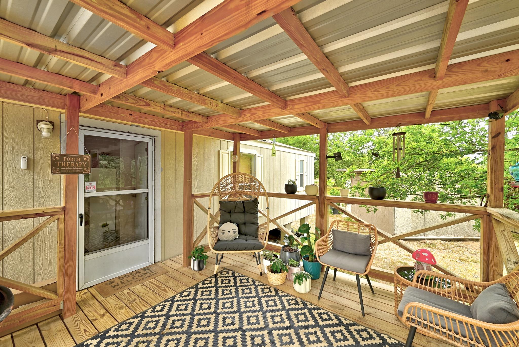 232 Sparrow Trl, Dale, TX 78616