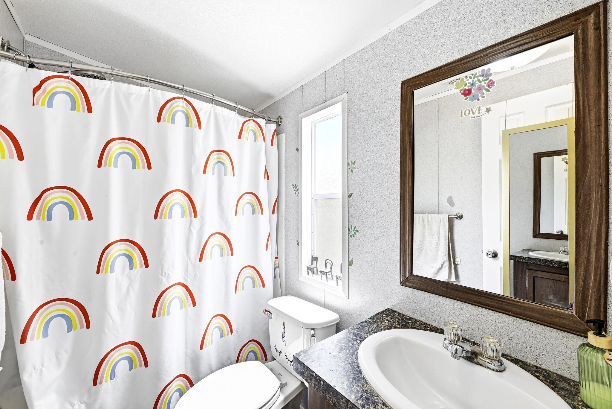 232 Sparrow Trl, Dale, TX 78616