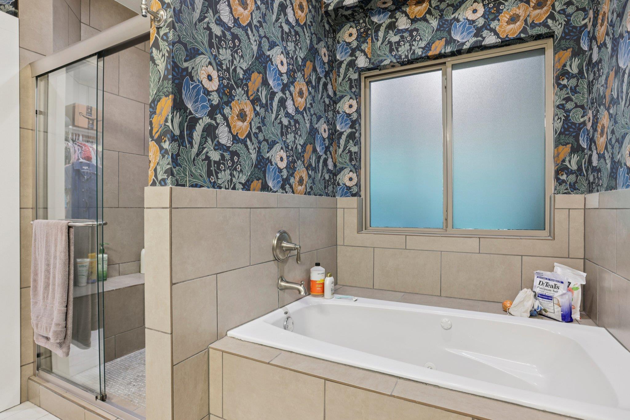 120 Pukoo Dr, Bastrop, TX 78602