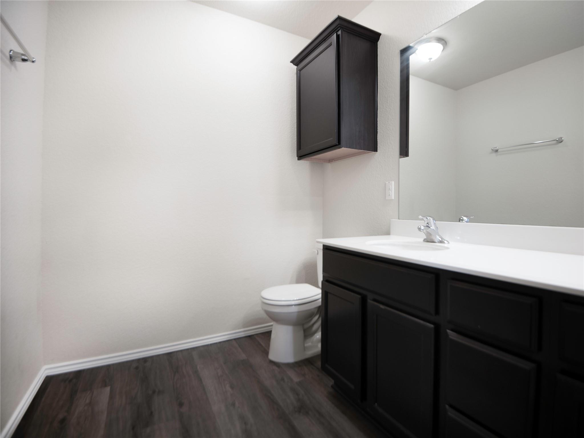 106 Reagor Dr, Taylor, TX 76574