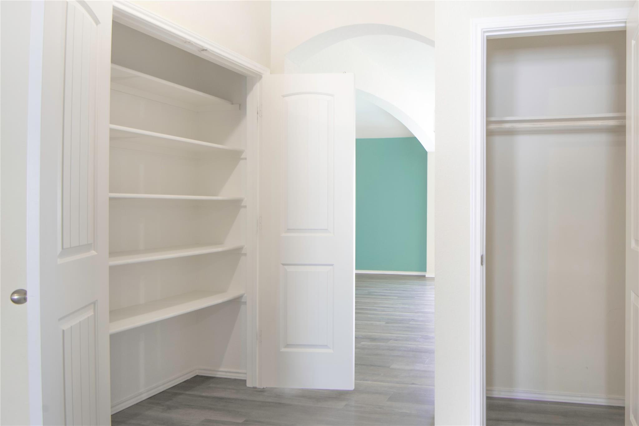 106 Reagor Dr, Taylor, TX 76574