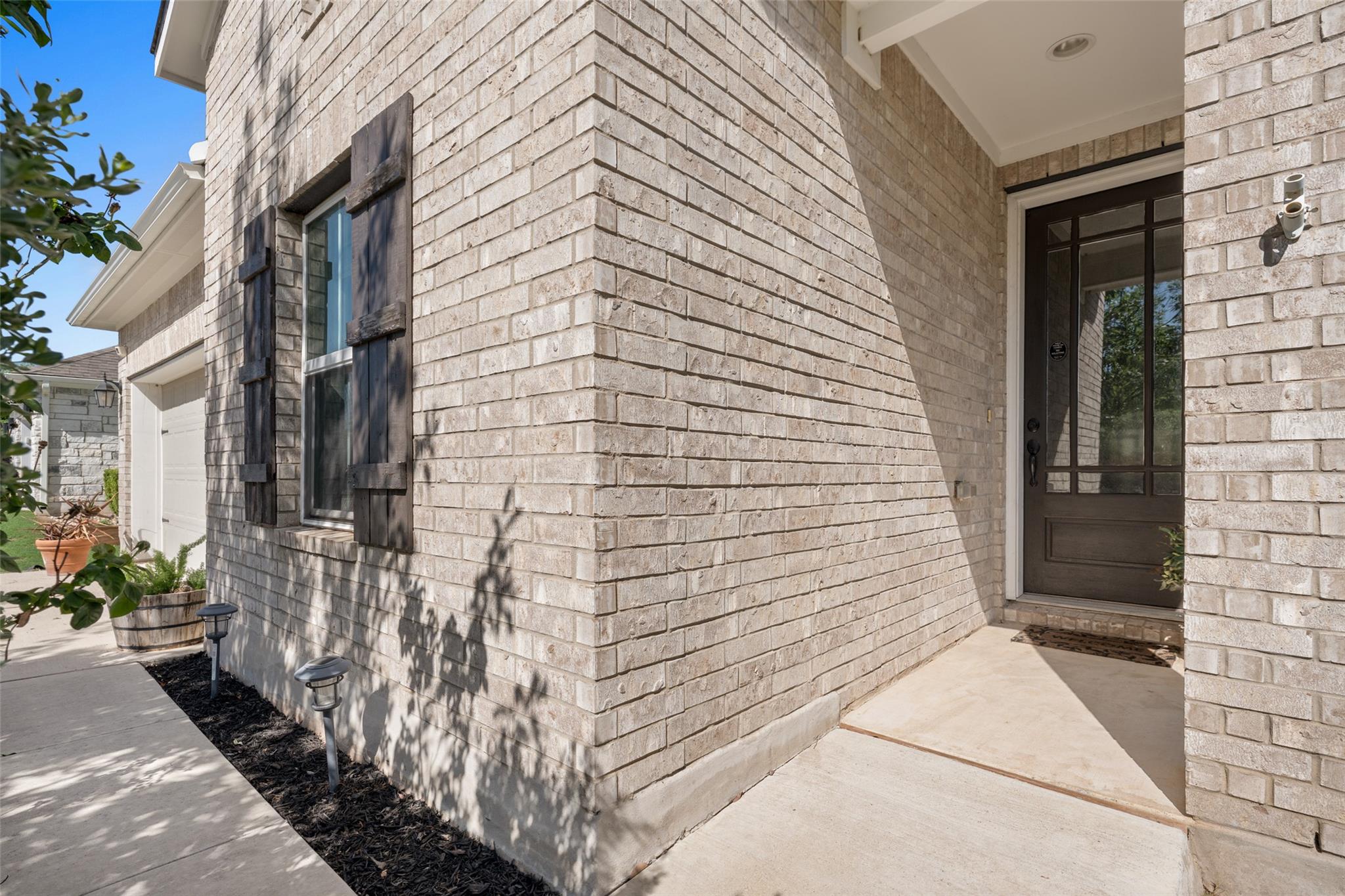 348 Lacey Oak Loop, San Marcos, TX 78666