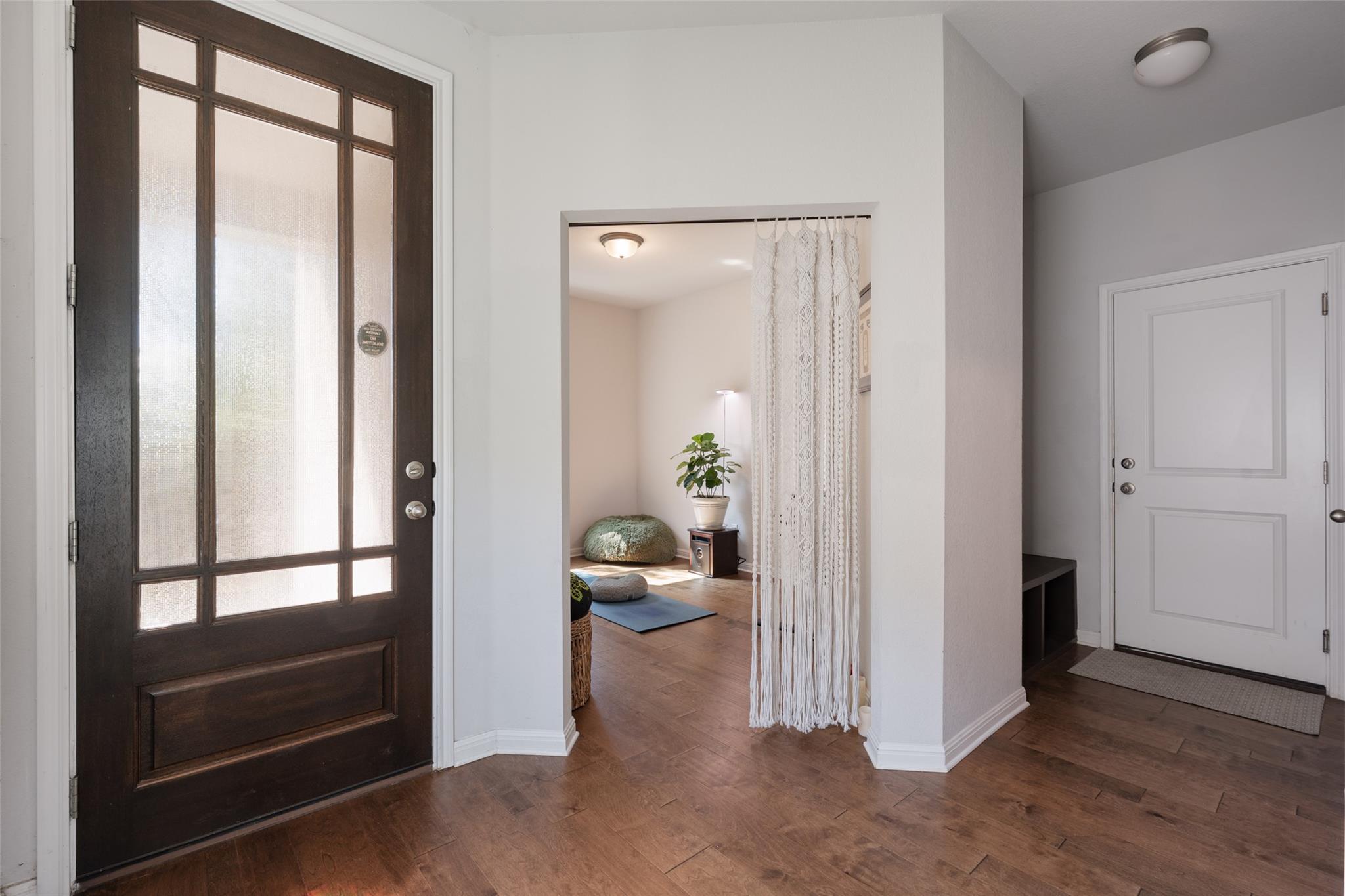 348 Lacey Oak Loop, San Marcos, TX 78666