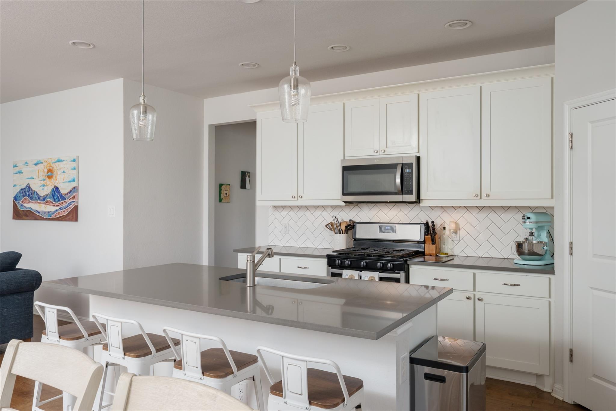 348 Lacey Oak Loop, San Marcos, TX 78666