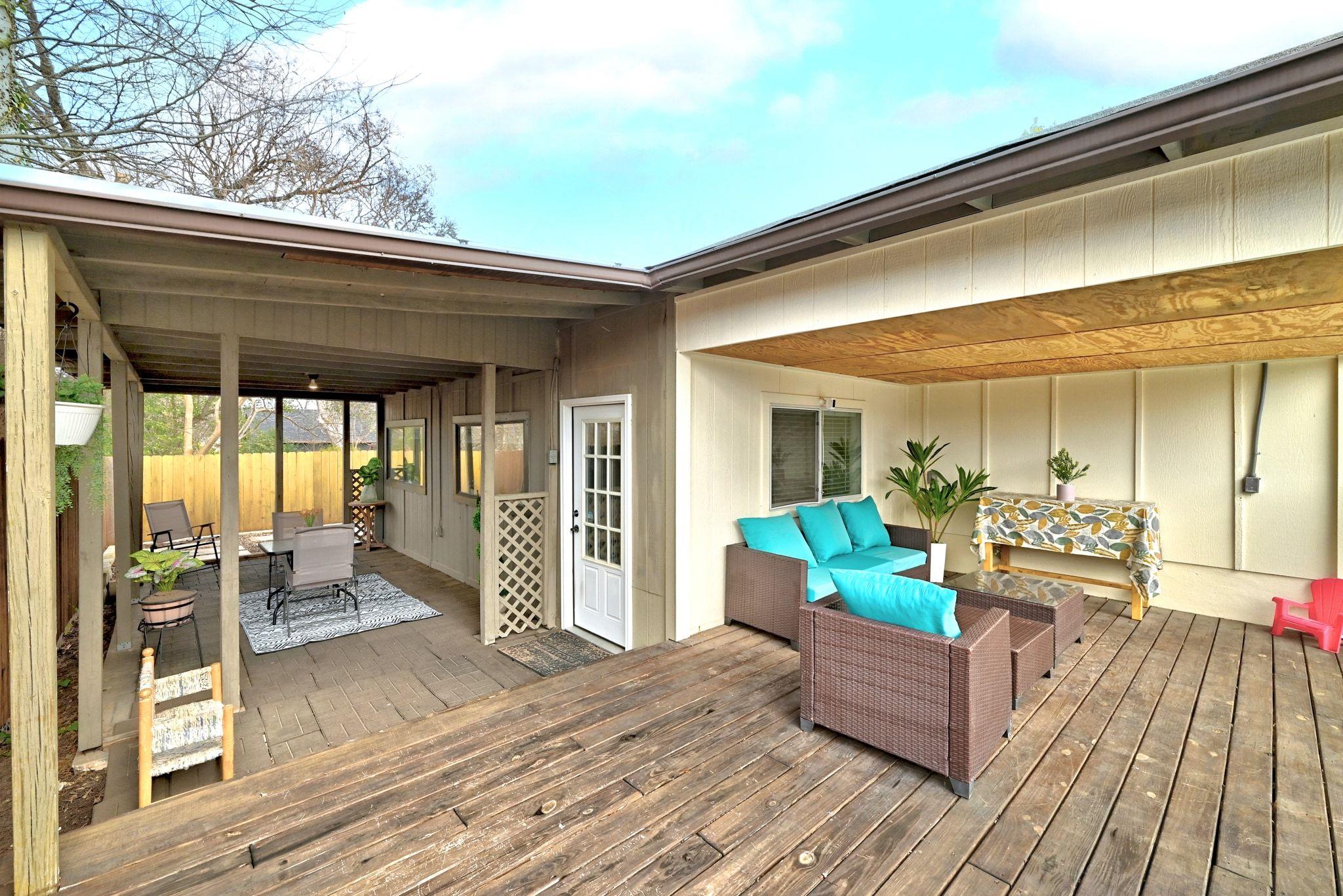 7210 Towering Oaks Dr, Austin, TX 78745