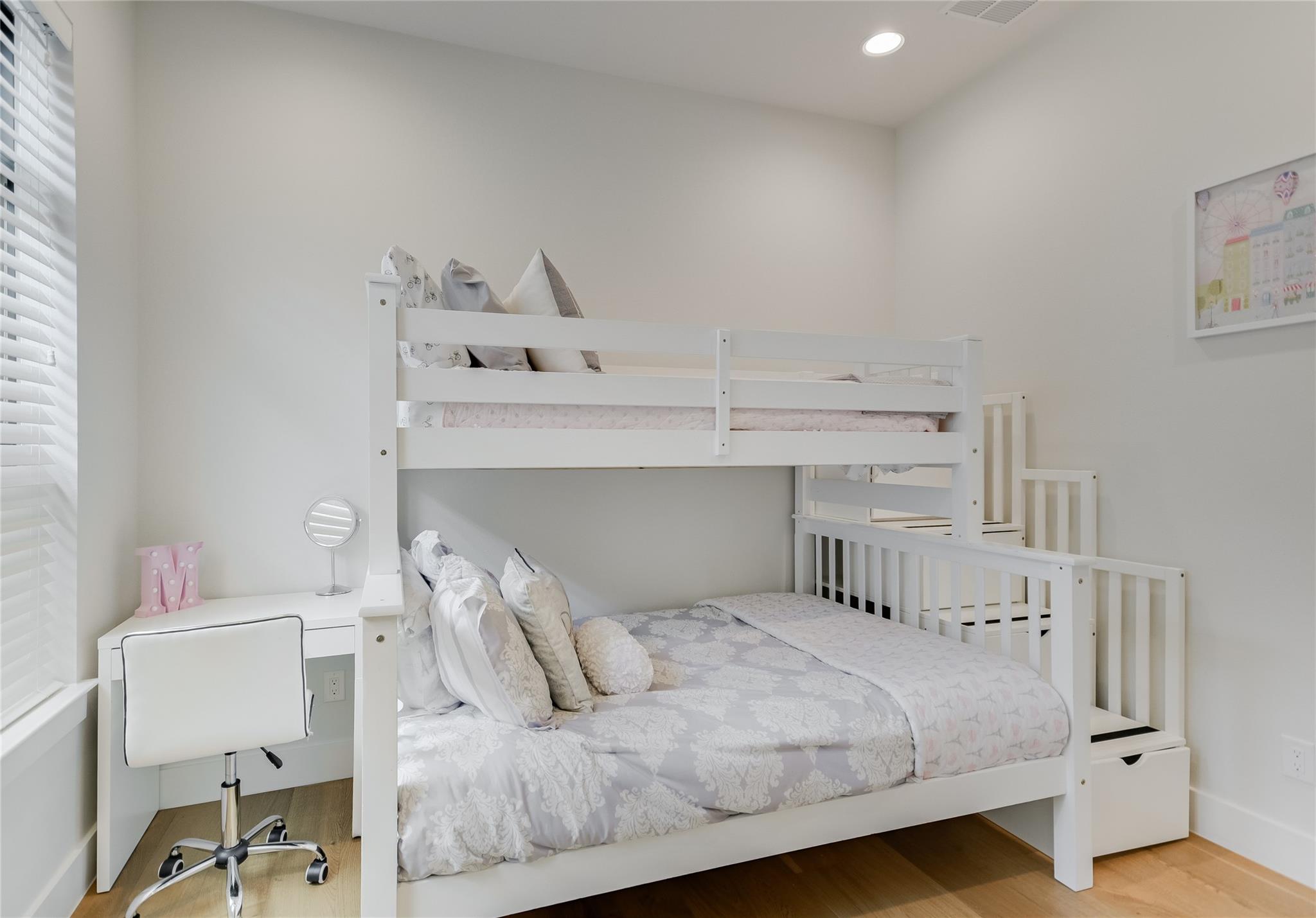 13322 Galleria Cir, Austin, TX 78738