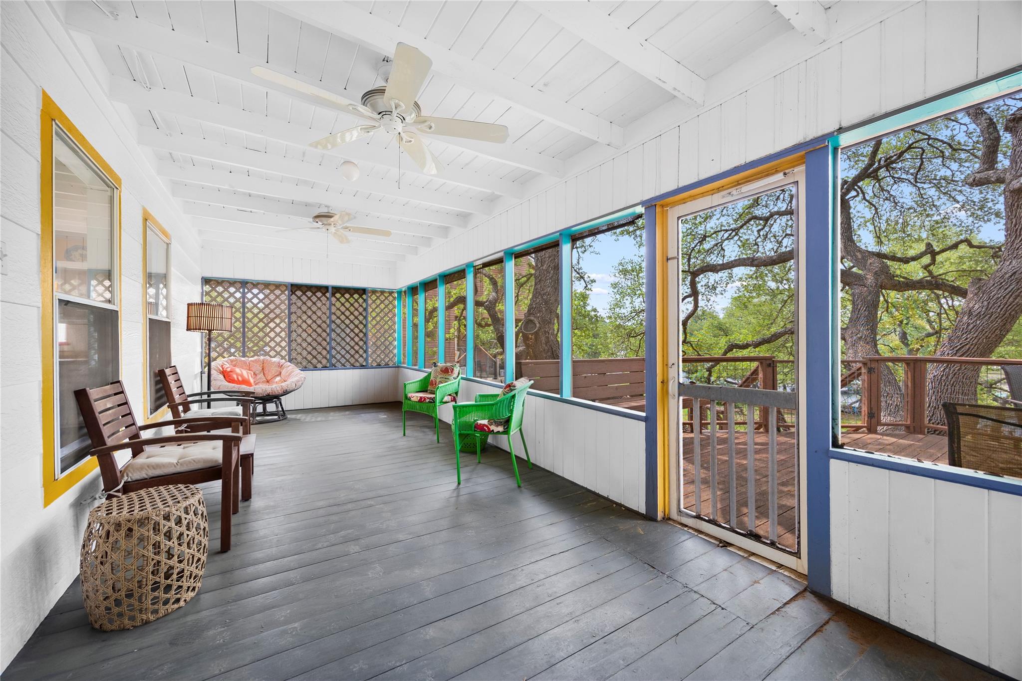 1131 Edgewater Dr, Spicewood, TX 78669