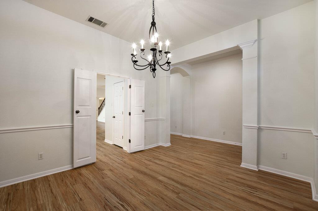 12409 CENTRAL PARK Dr, Austin, TX 78732