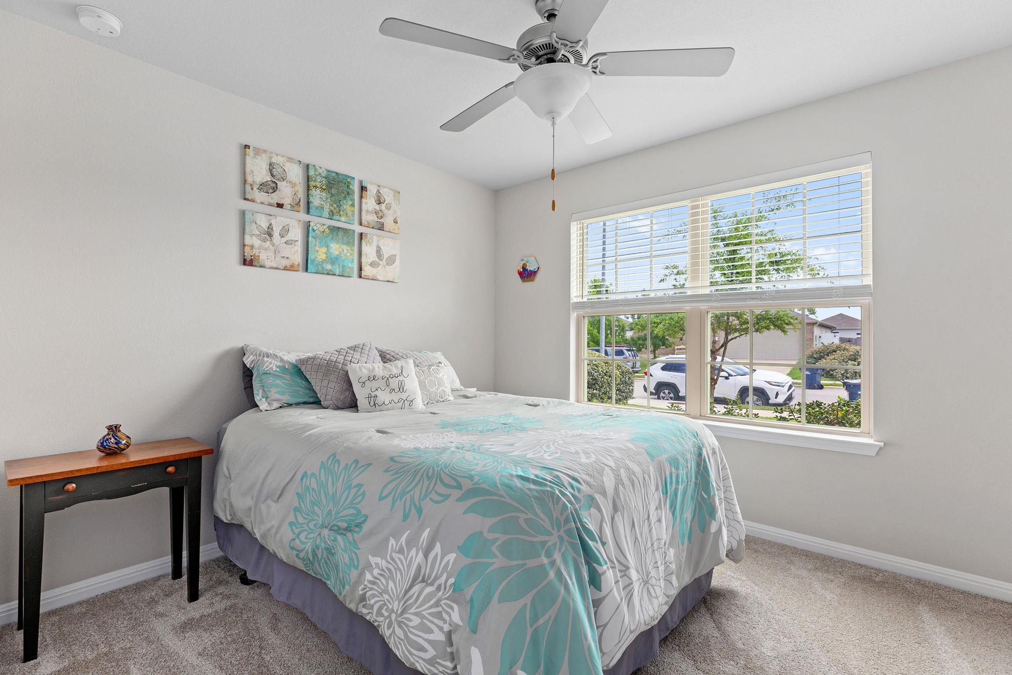 105 Balsam St, Hutto, TX 78634