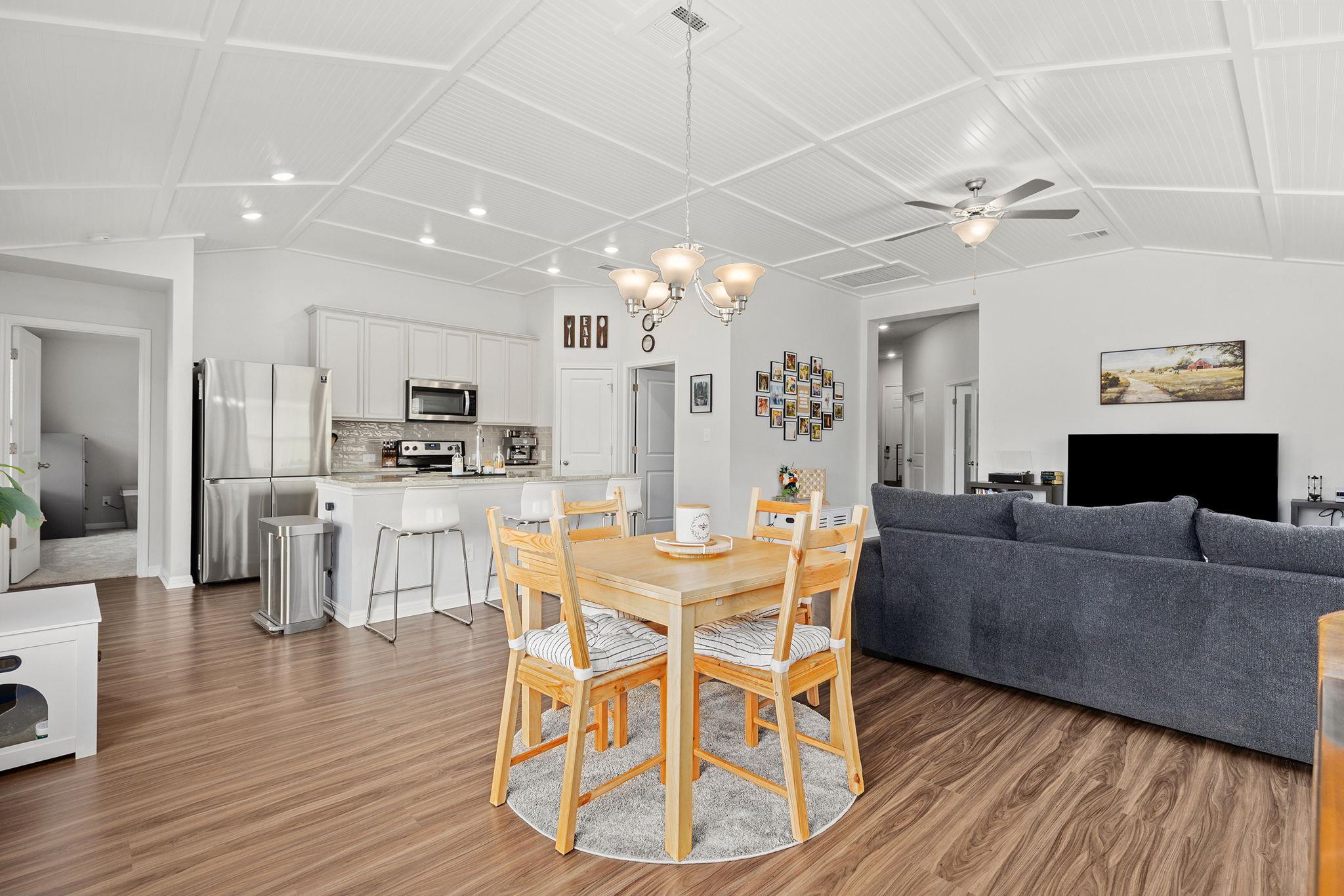 105 Balsam St, Hutto, TX 78634