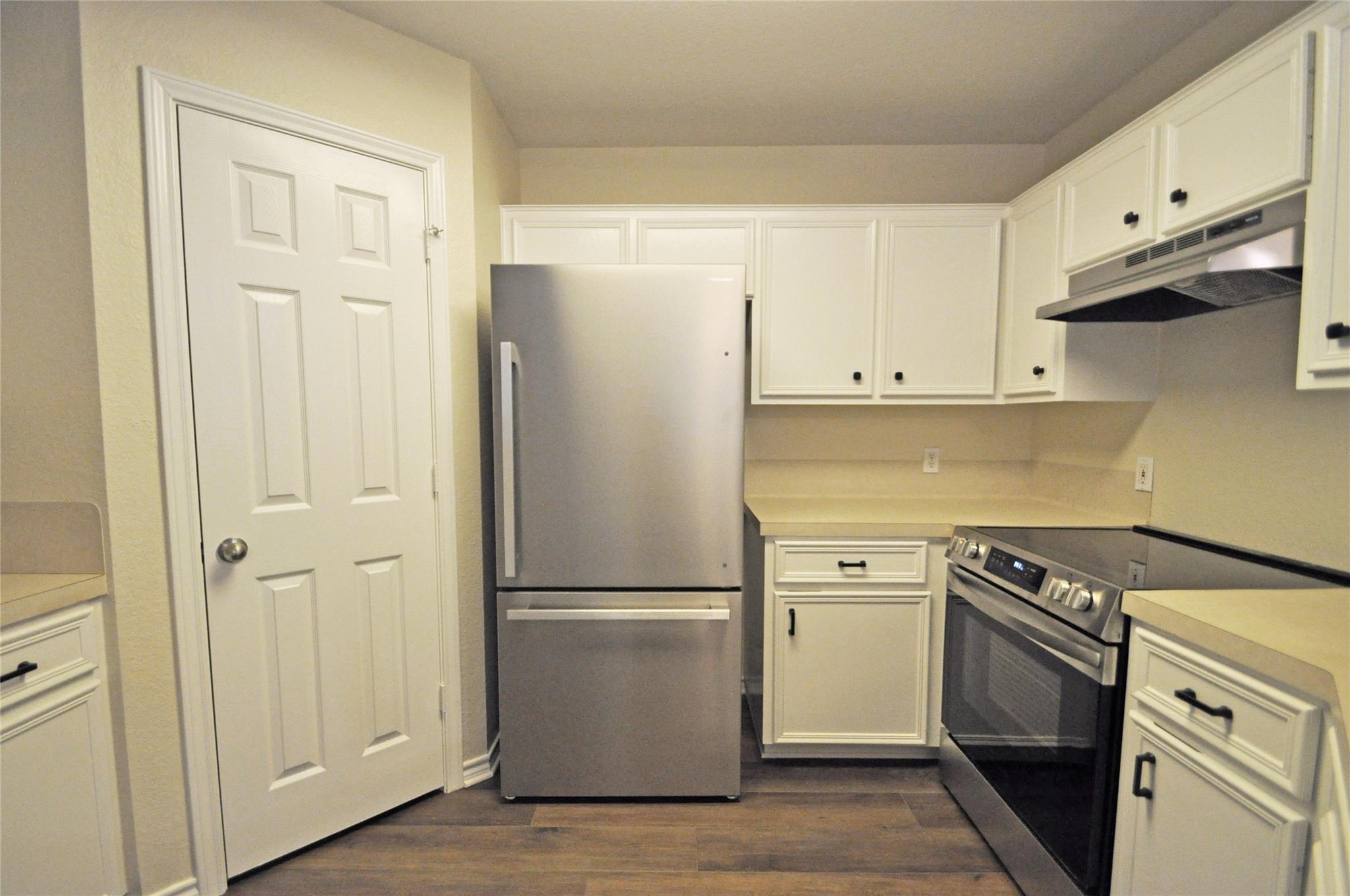 13350 Water Oak Ln # A, Austin, TX 78729