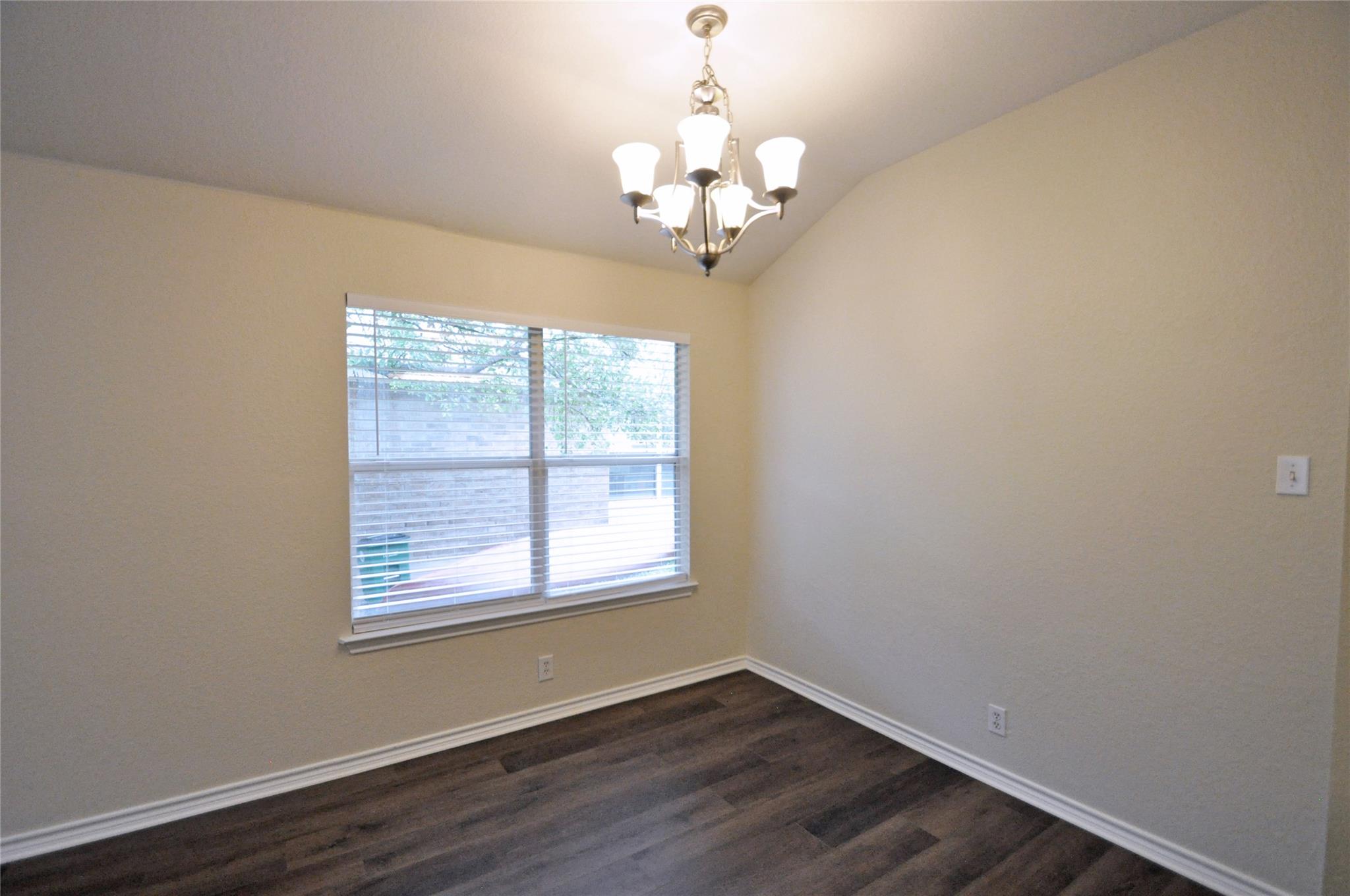 13350 Water Oak Ln # A, Austin, TX 78729