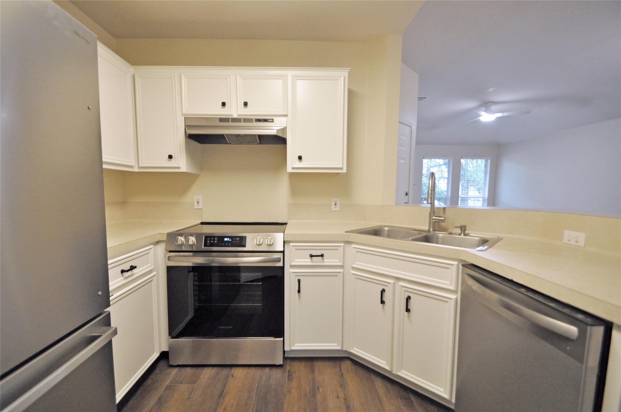 13350 Water Oak Ln # A, Austin, TX 78729